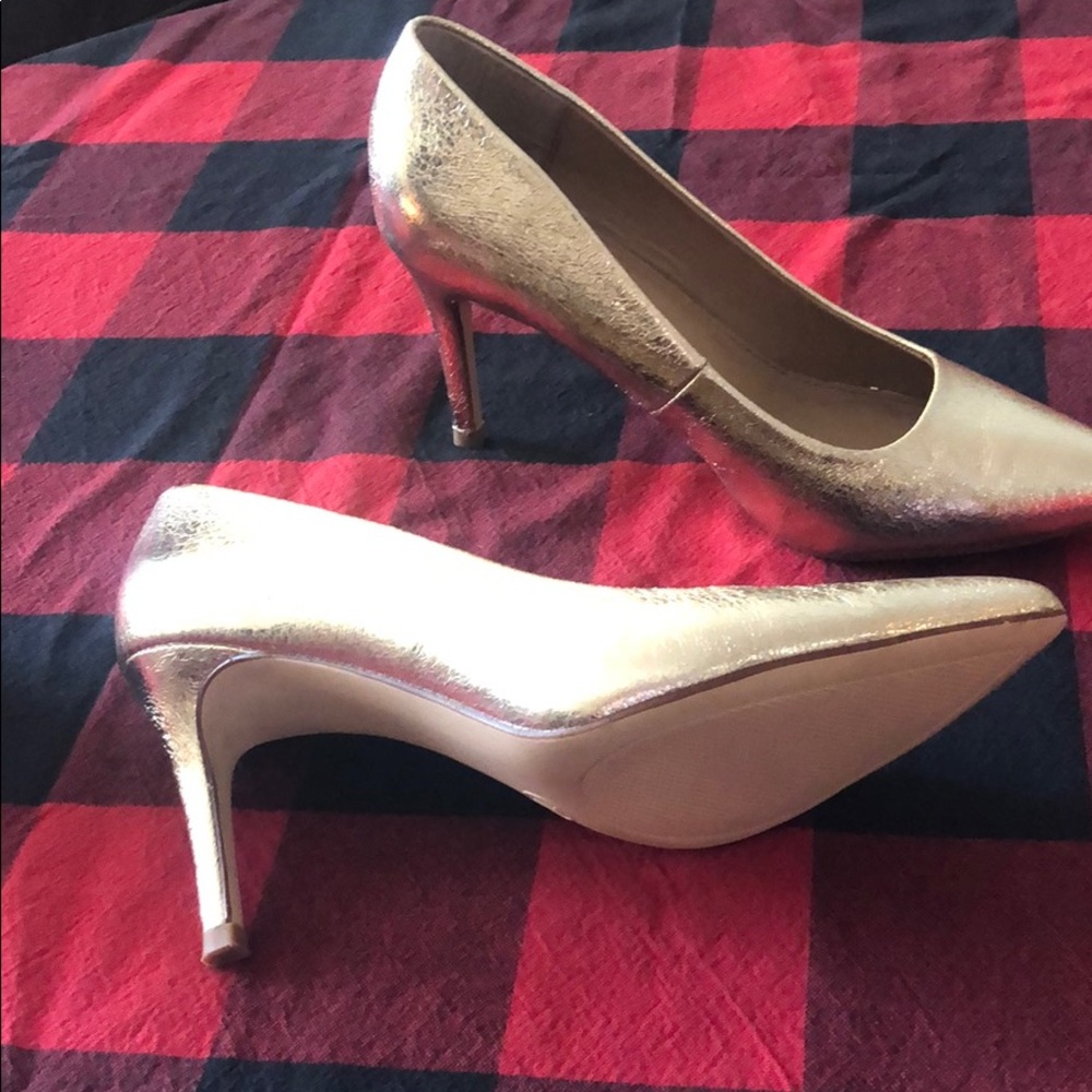Gold Foil Pointy Toe Heel💰💛💰